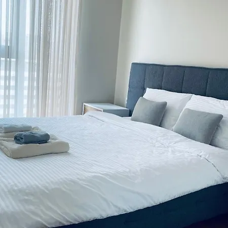 Prestige Near Diamond Mall Скопье