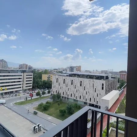 Prestige Near Diamond Mall Апартаменты Скопье